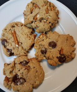 The Perfect Cookie: Your Ultimate Guide to Foolproof Cookies, Brownies & Bars (Perfect Baking Cookbooks) 25 71gGSzBtgdL 1