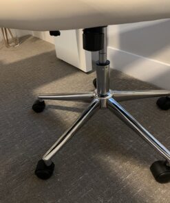 Amazon Basics High-Back Executive Swivel Office Desk Chair with Ribbed Puresoft Upholstery, Lumbar Support, Modern Style, 23.9"D x 24.69"W x 41.5"H, Stunning White 39 71gHP1G5KCL