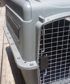 Petmate Sky Kennel Pet Carrier, 28 Inch, Made in USA 24.3"L x 18.3"W x 19.5"H 72 71gdwN67O2L