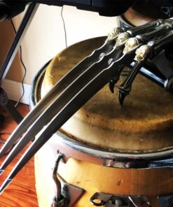 Skull & Bones Gauntlet Style Hand Claw (Limited Edition) 9 71gjlyR22iL