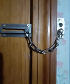 Defender Security U 10304 Chain Door Guard – Door Chain Lock for Door and Home Security, 3-5/16 In., Solid Brass Construction with a Satin Nickel Finish (Single Pack) 25 71gndzngQaL