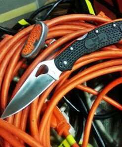 Spyderco Byrd Lightweight Knife with Stainless Steel Blade and High Performance FRN Handle One Size Cara Cara 2 - Black 50 71gsupvGwVL