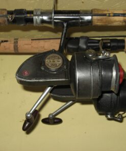 VELCRO Brand ONE-WRAP Cable Ties | 25Pk | 8 x 1/2" Black Cord Organization Straps | Thin Pre-Cut Design | Wire Management for Organizing Home, Office and Data Centers 42 71gvvoaYlQL