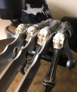 Skull & Bones Gauntlet Style Hand Claw (Limited Edition) 10 71hARLjQ14L