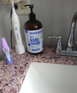 Everyone 3-in-1 Kids Soap, Body Wash, Bubble Bath, Shampoo, 32 Ounce (Pack of 2), Lavender Lullaby, Coconut Cleanser with Plant Extracts and Pure Essential Oils 35 71hD469Z3xL