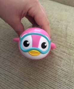 Munchkin® Wind Up Swimming Penguin Baby and Toddler Bath Toy, Pink 24 71hVjZXaKjL
