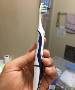 Oral-B Pulsar 3D White Pulsar Battery Toothbrush, Soft, 2 Count (Colors May Vary) 2 Count (Pack of 1) 39 71hg0js9iDL