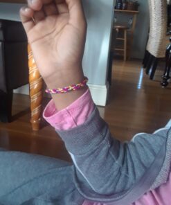 Cool Maker, Kumikreator Friendship Bracelet Maker Kit for Girls Age 8 & Up 34 71hpmqQNjbL