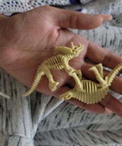 Bedwina Dinosaur Fossil Skeleton - (Pack of 24) 3.7 Inch Assorted Plastic Dino Figure Bones for Kids Science Dig Kit, Digging Sandbox Bins Play Toys, Party Favors, Birthday Decorations 30 71iKDSmEtL