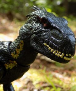 Jurassic World Fallen Kingdom Indoraptor Dinosaur Action Figure with Movable Joints, Toy Gift 68 71j7F1kAjHL