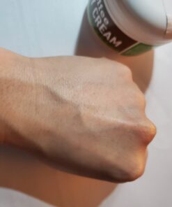 Concealing Caffeine Cream for Cellulite Reduction - Ultra Moisturizing Cellulite Cream for Thighs Butt and Belly with Rich Shea and Cocoa Butter - Light Scented Vegan Firming Body Lotion for Women 23 71j8ybQavL