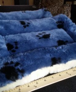 MidWest Homes for Pets Reversible Paw Print Pet Bed in Blue / White, Dog Bed Measures 17L x 11W x 1.5H for 'Tiny' Dog Breed, Machine Wash 17.0"L x 11.0"W x 1.5"Th 38 71jLUGS5b5L