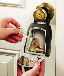 Master Lock Key Lock Box, Outdoor Lock Box for House Keys, Key Safe with Combination Lock, 5 Key Capacity 1 Pack Black 26 71jPfaOoRNL