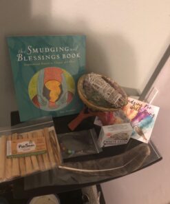 The Smudging and Blessings Book: Inspirational Rituals to Cleanse and Heal Paperback 29 71jPzUy0pVL