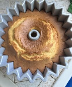 Nordic Ware Brilliance Bundt Pan Gold 40 71jS8wbZFiL