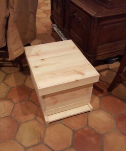 Build Your Own Beekeeping Equipment: How to Construct 8- & 10-Frame Hives; Top Bar, Nuc & Demo Hives; Feeders, Swarm Catchers & More Paperback 8 71jUS40Ld1L