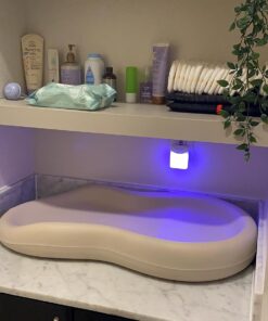 Keekaroo Peanut Changer Vanilla – the Original Made in USA easy-to-clean changing pad and the only shell over foam, fully impermeable to fluid 24 71jX0xahXIL