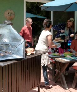 Sunflair Portable Solar Oven Deluxe with Complete Cookware, Dehydrating Racks and Thermometer 19 71jdKDVUXqL