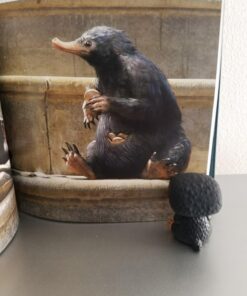 Funko POP Movies: Fantastic Beasts And Where to Find Them - Niffler Action Figure 28 71jfmMXfrfL