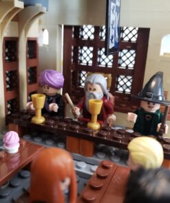 LEGO Harry Potter Hogwarts Great Hall 75954 Building Kit and Magic Castle Toy, Fantasy Creatures, Hermione Granger, Draco Malfoy and Hagrid (878 Pieces) 60 71jq6ZOSgxL