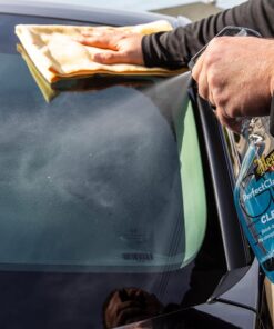 Meguiar's Perfect Clarity Glass Cleaner, Auto Window Cleaner - 24 oz. Glass Cleaner Spray 24 71juak 2CS