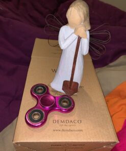 Willow Tree Angel of The Garden, Bringing Forth a Garden of Love and Beauty, Gift to Celebrate Friendships, People with Green Thumbs, Sculpted Hand-Painted Angel Figurine 19 71k6jbWH5bL