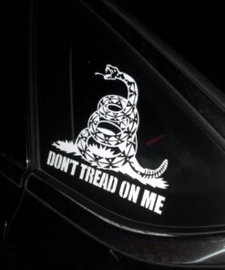 Don't Tread on Me - Medium Sized - 6 3/4" x 5 3/4" - die Cut Vinyl Decal for Windows, Cars, Trucks, Tool Boxes, laptops, MacBook - virtually Any Hard, Smooth Surface. Made and Ships from The USA! 18 71kExKSS7LL
