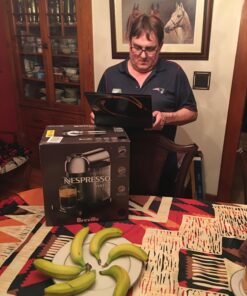 Nespresso Vertuo Coffee and Espresso Machine by Breville, Matte Black 24 71kFL0gMjSL