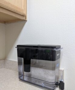 Brita XL 27 Cup Dispenser with 1 Standard Filter, Made without BPA, UltraMax, Black (Package May Vary) 18 Cup Water Dispenser + 1 Filter 26 71kMgy6p3qL