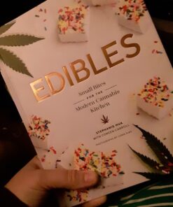 Edibles: Small Bites for the Modern Cannabis Kitchen Hardcover, Illustrated 31 71khy96AW3L