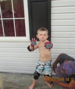 Schwinn Kids Bike Gloves Set, Knee and Elbow Pads, Protective Gear, Girls and Boys Bike Accessories, Black/Gray 43 71khyv5Mp9L