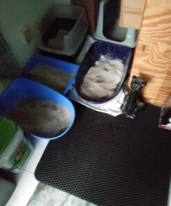 JUMBO SIZE Size Cat Litter Trapper by iPrimio - EZ Clean (Black) - 32 inches by 30 inches Exclusive Water Proof Layer and Puppy Pad Option. Patent Pending. (Sticker Label Peels Off) 32x30 - Black 48 71kkjDfGC4L