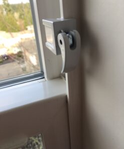 Prime-Line U 9809 Sliding Window Lock for Vinyl Windows – Easy Installation to Keep Windows Securely Closed – Diecast Construction, White (2 Pack) 1/2 in. 47 71kmlqA6NKL