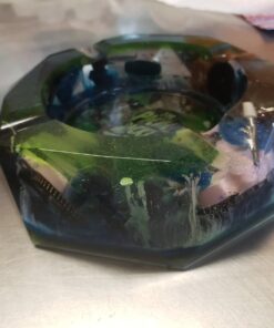 Art ‘N Glow Epoxy Resin for Clear Casting and Coating - 1 Gallon Kit - Perfect for Molds, Crafts, Tumblers, Jewelry, Wood - Food Safe, Non Yellowing, Bubble Free, and Made in The USA 49 71kucEwNEQL