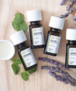 Aura Cacia Discover Essential Oils Kit, 4-Pack, Lavender, Eucalyptus, Peppermint & Tea Tree Oils, Excellent Starter Set Essential Oils Kit: Eucalyptus/Lavender/Peppermint/Tea Tree 30 71l5G 0xgyL
