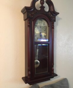 Bedford Clock Collection Grand Antique Colonial Chiming Wall Clock with Roman Numerals in a Cherry Oak Finish, 38" L 24 71lAE 0Yt9L