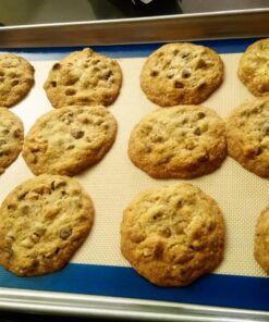 USA Pan Bakeware Nonstick Half Sheet Pan and Silicone Mat Set, 1 EA Half Sheet Pan and Baking Mat Set 26 71lMOHfK1L