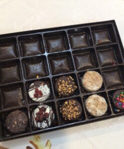 Christmas Chocolate Gift Baskets, 20 Cookie Chocolates Box, Covered Cookies Holiday Gifts Sets, Family Food Delivery Ideas, Prime Gourmet Candy Basket, For All Couples Families Adults Men Women Mom 38 71lhRbTCEUL