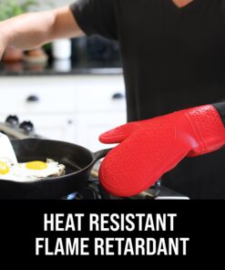 HOMWE Extra Long Professional Silicone Oven Mitt, Oven Mitts with Quilted Liner, Heat Resistant Pot Holders, Flexible Oven Gloves, Red, 1 Pair, 14.7 Inch 29 71lhs0FdnXL