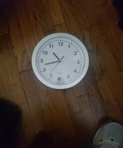 Clock Safe:10-Inch Battery-Operated Analog Clock with Hidden Wall Safe for Jewelry, Cash, Valuables, and More by Trademark Home (Silver) 38 71liAPlllL