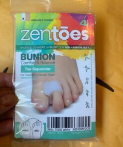 ZenToes Gel Toe Separators for Overlapping Toes, Bunions, Big Toe Alignment, Corrector and Spacer - 4 Pack (White) White 33 71ll78QFmKL