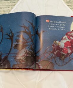 The Night Before Christmas Hardcover: The Classic Edition, The New York Times Bestseller (Christmas Book) 33 71lrzJ1YPAL