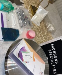 RFAQK 250 PCs Aluminum Cake Decorating Tools Kit with 12" Metal Turntable & Knife set-48 Numbered Icing Tips-3 Russian Piping Nozzles-Straight & Angled Spatula-Cake Leveler& Baking Supplies Tools 40 71m4w9cLwL