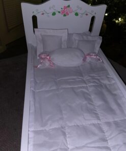 Badger Basket Toy Doll Bed with White Bedding and Personalization Kit for 20 inch Dolls - White Rose 39 71m63gtS3FL