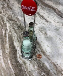 TableCraft Coca-Cola Salt and Pepper Shaker Set with Chrome Plated Metal Rack, Coca-Cola Salt and Pepper Shaker Set 22 71m6EU 3CmL