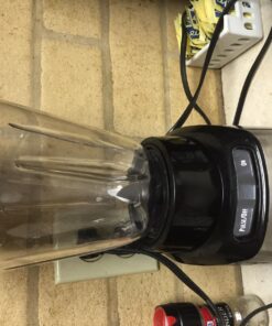 Hamilton Beach Stay or Go Blender with 32oz Jar, 8oz Grinder for Nuts & Spices, and 2 Portable Cups with Drinking Lids for Shakes and Smoothies, BPA Free, Black and Silver (52400) 25 71m6hkT pZL