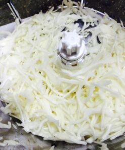 Braun FP3020 12 Cup Food Processor Ultra Quiet Powerful motor, includes 7 Attachment Blades + Chopper and Citrus Juicer , Made in Europe with German Engineering, White 31 71mm1nIWZJL