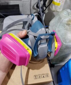 3M P100 Respirator Cartridge/Filter 60923, 1 Pair, Helps Protect Against Organic Vapors, Acid Gases, and Particulates,Magenta, Yellow 28 71mrZrIN1hL