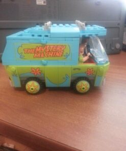 LEGO Scooby-Doo 75902 The Mystery Machine Building Kit 51 71n8Ab0hC L