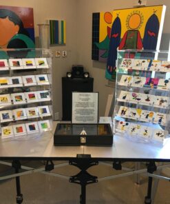 Novel Box Large Glass Top Black Leatherette Metal Clasp Jewelry Display Case 14.75X8.25X2.1 + NB Cleaning Cloth Large: 14.75X8.25X2.1 18 71nJIeWTtML